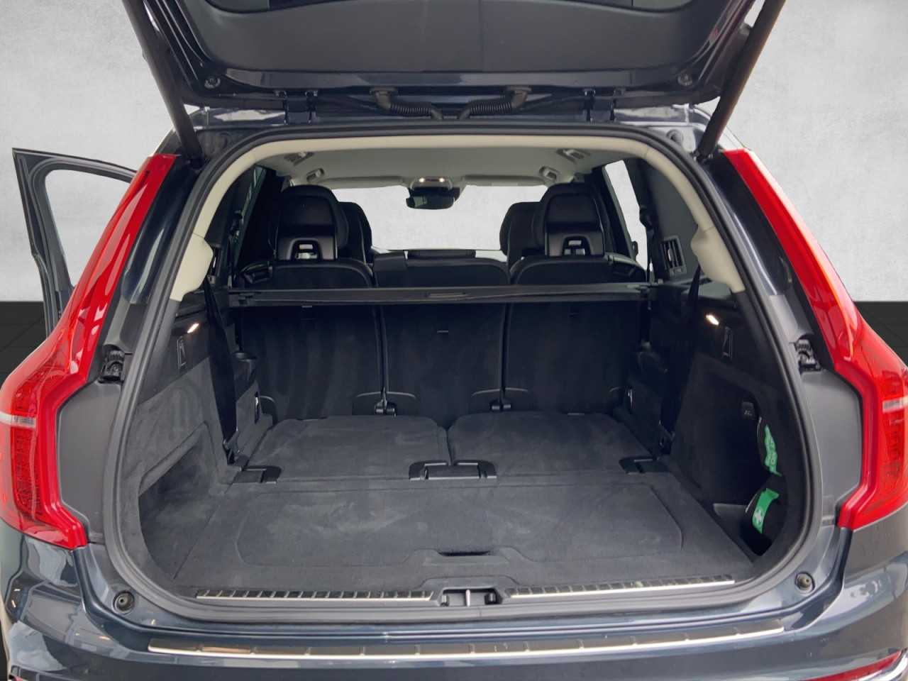 Volvo  XC90 Bluetooth Navi LED Klima Einparkhilfe el. Fenster