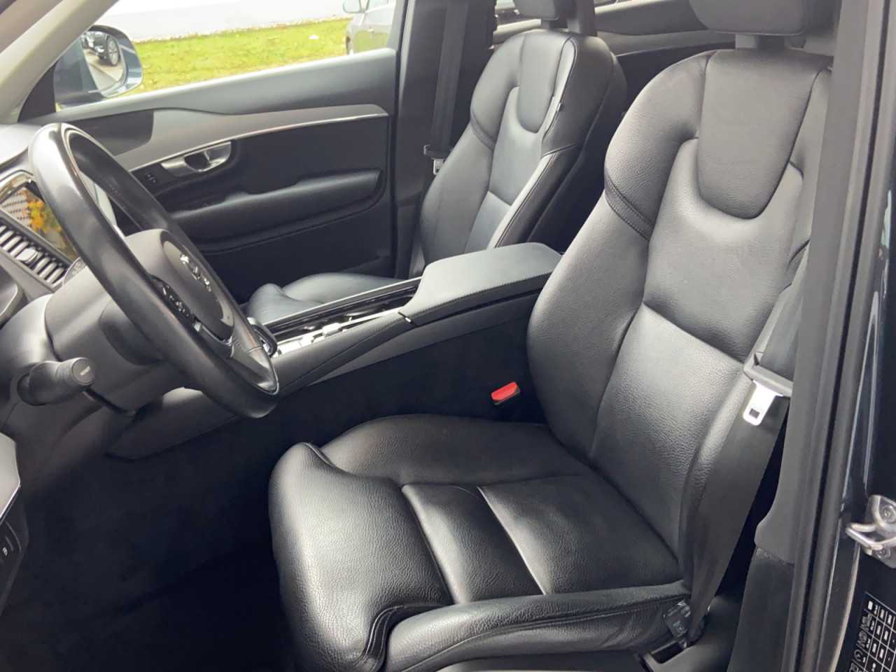 Volvo  XC90 Bluetooth Navi LED Klima Einparkhilfe el. Fenster