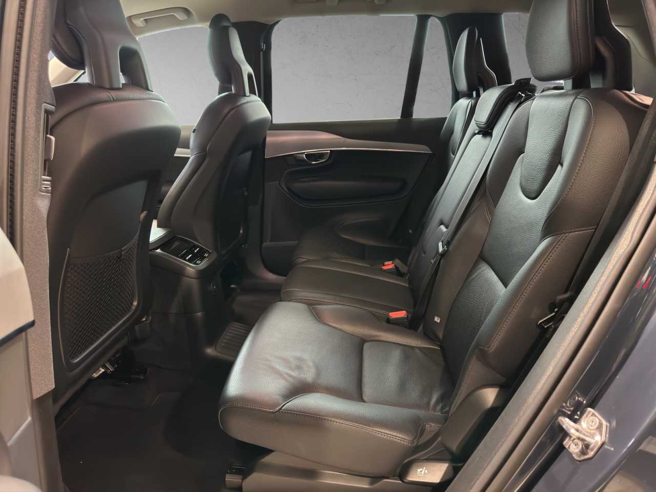 Volvo  XC90 Bluetooth Navi LED Klima Einparkhilfe el. Fenster