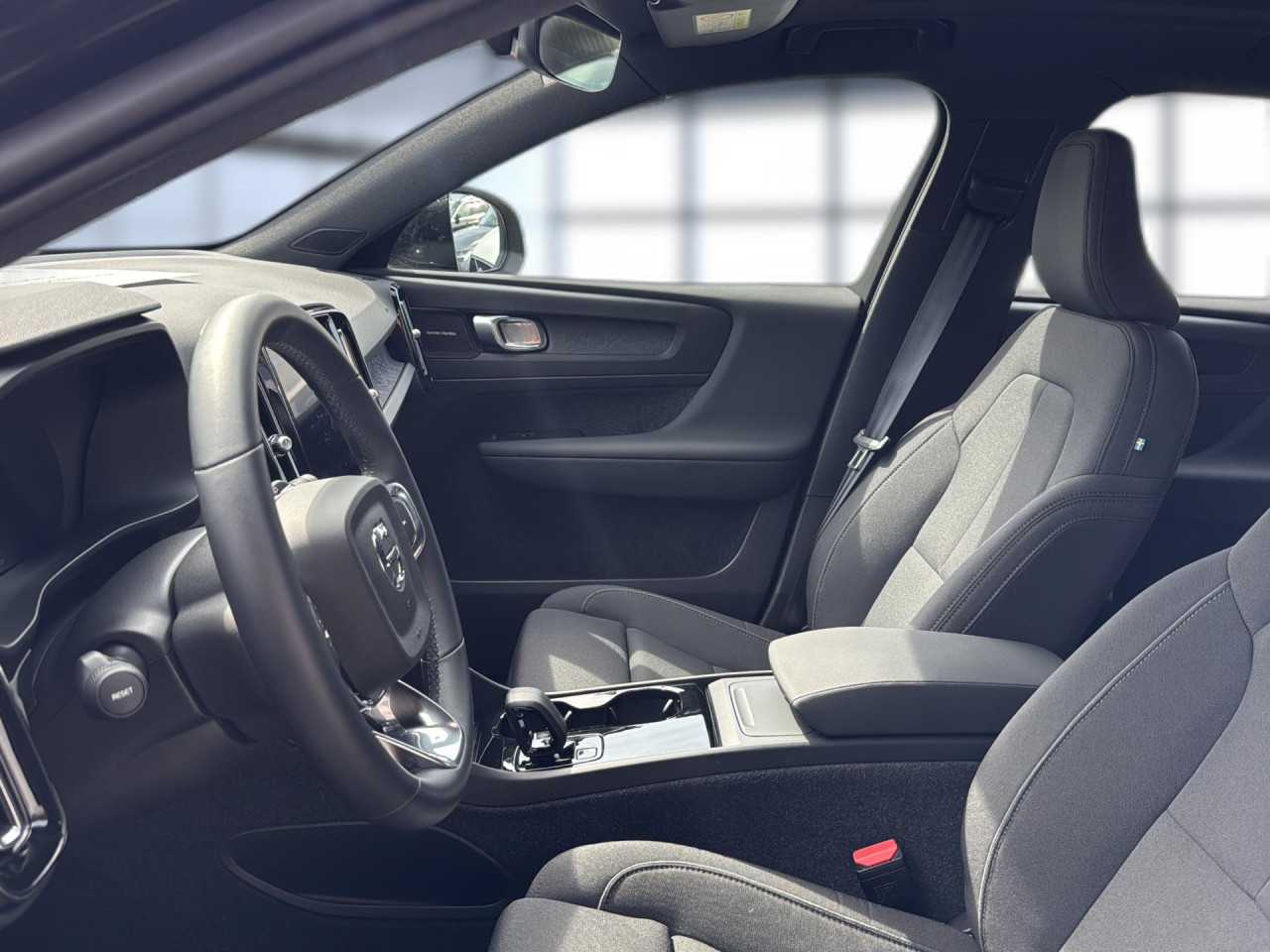 Volvo  XC40 Bluetooth Klima Standhzg Einparkhilfe el. Fenster