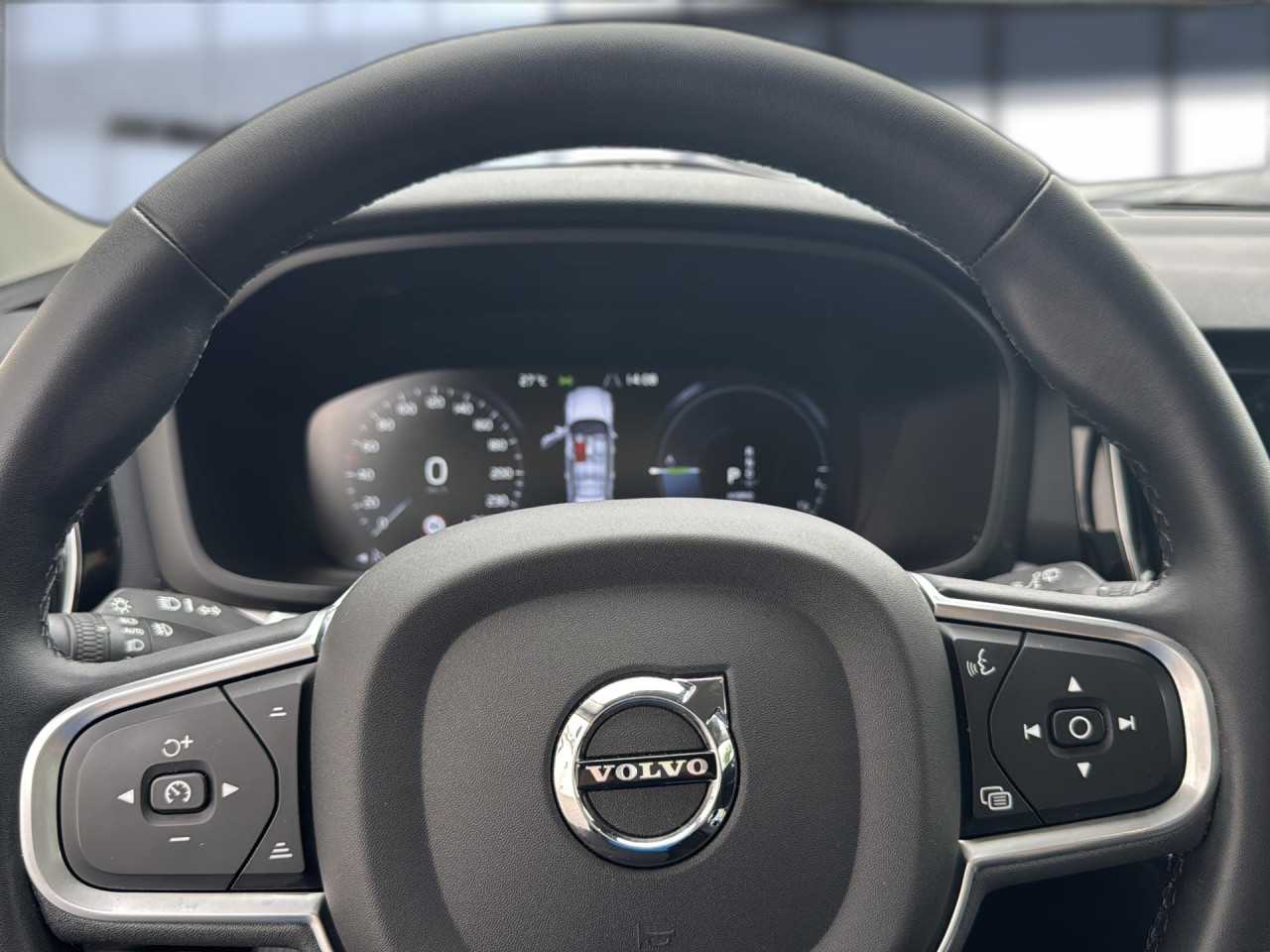 Volvo  Bluetooth Navi LED Klima Einparkhilfe el. Fenster
