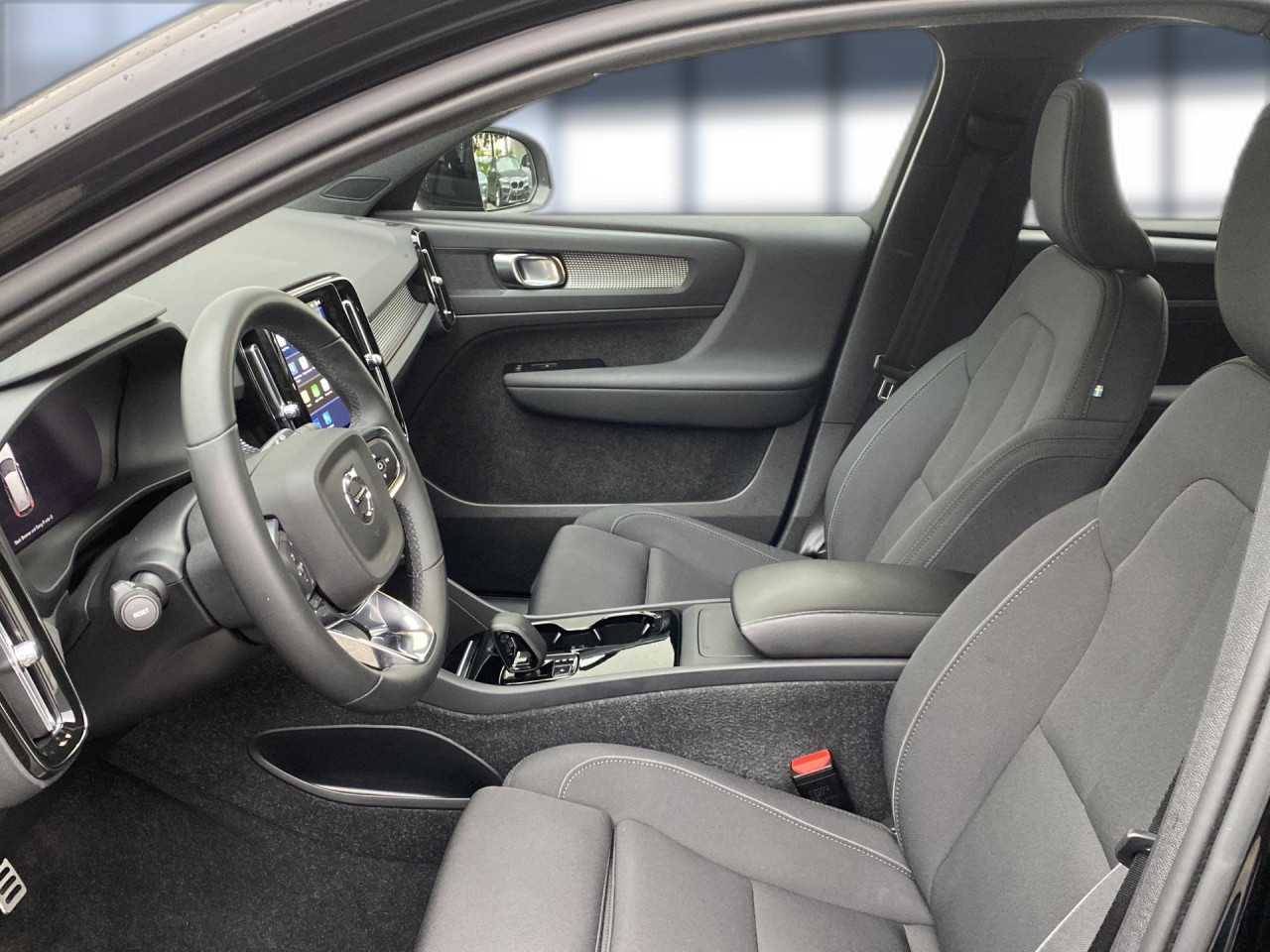 Volvo  XC40 Navi LED Klima Standhzg Einparkhilfe el. Fenster