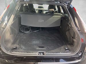 Volvo  Head Up Display Navi LED Vollleder Klima Standhzg Einparkhilfe el. Fenster