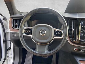 Volvo  XC60 Navi Vollleder Standhzg Einparkhilfe el. Fenster