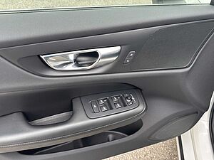 Volvo  Bluetooth Navi LED Klima Einparkhilfe el. Fenster