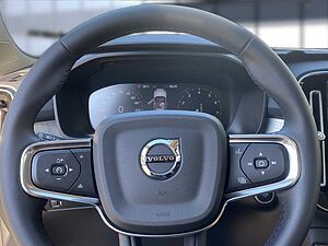 Volvo  XC40 Bluetooth Navi LED Klima Einparkhilfe el. Fenster