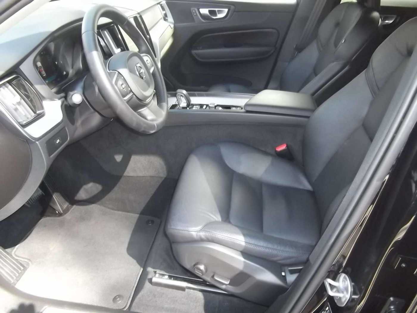 Volvo  Core 2WD