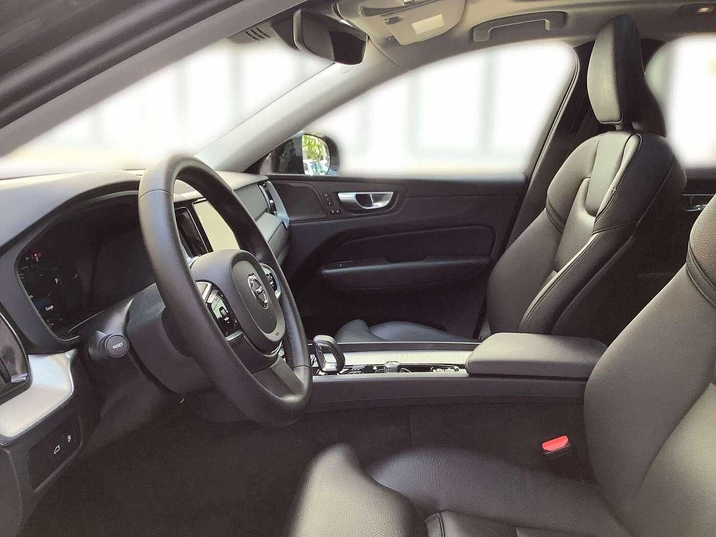 Volvo  T6 AWD Plug In Hybrid Plus Dark