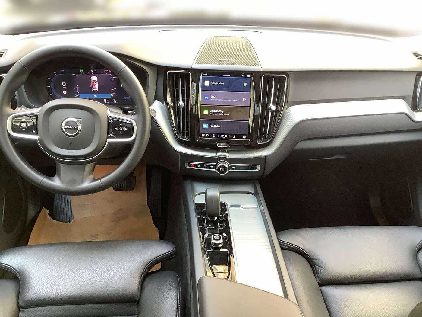 Volvo  T6 AWD Plug In Hybrid Plus Dark