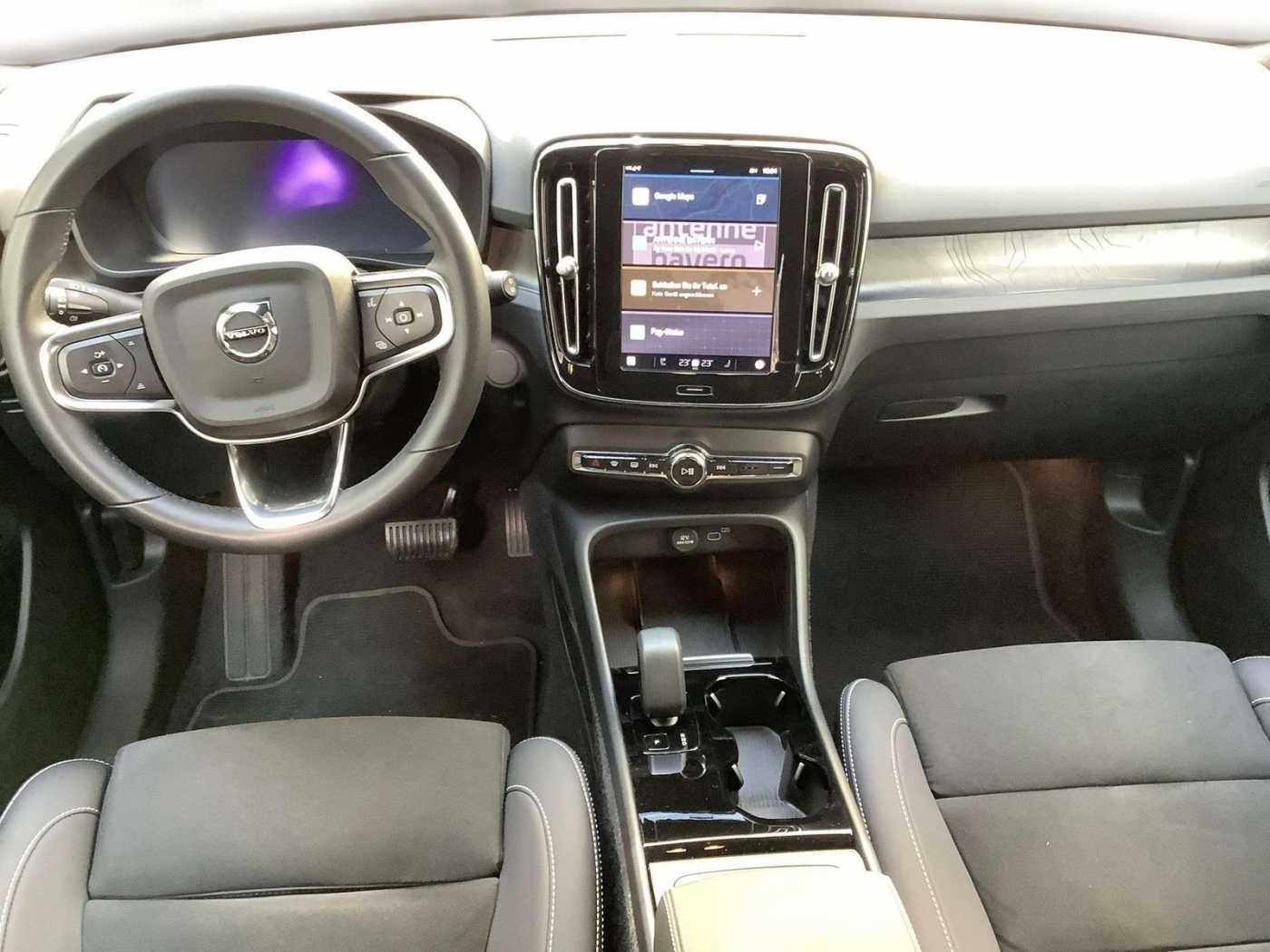 Volvo  Plus Pure Electric 2WD