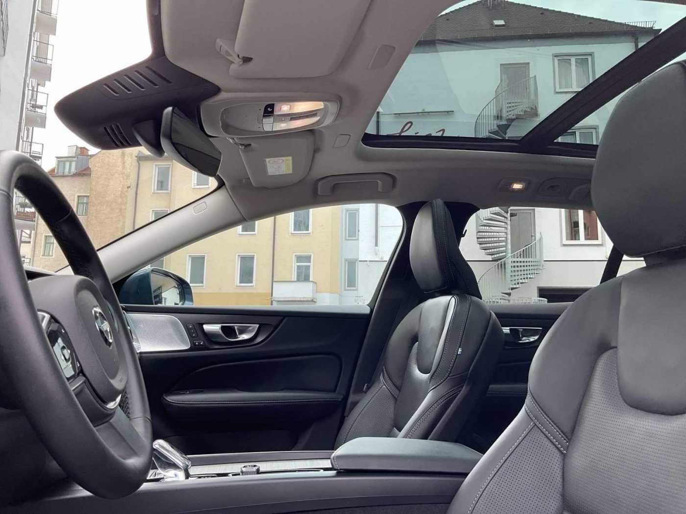 Volvo  Ultimate AWD
