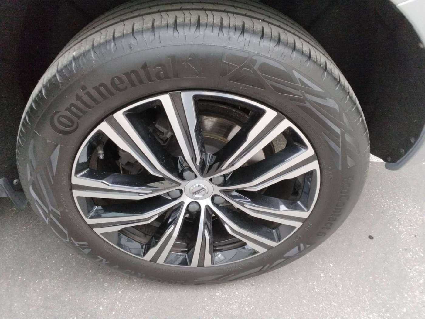 Volvo  Inscription AWD