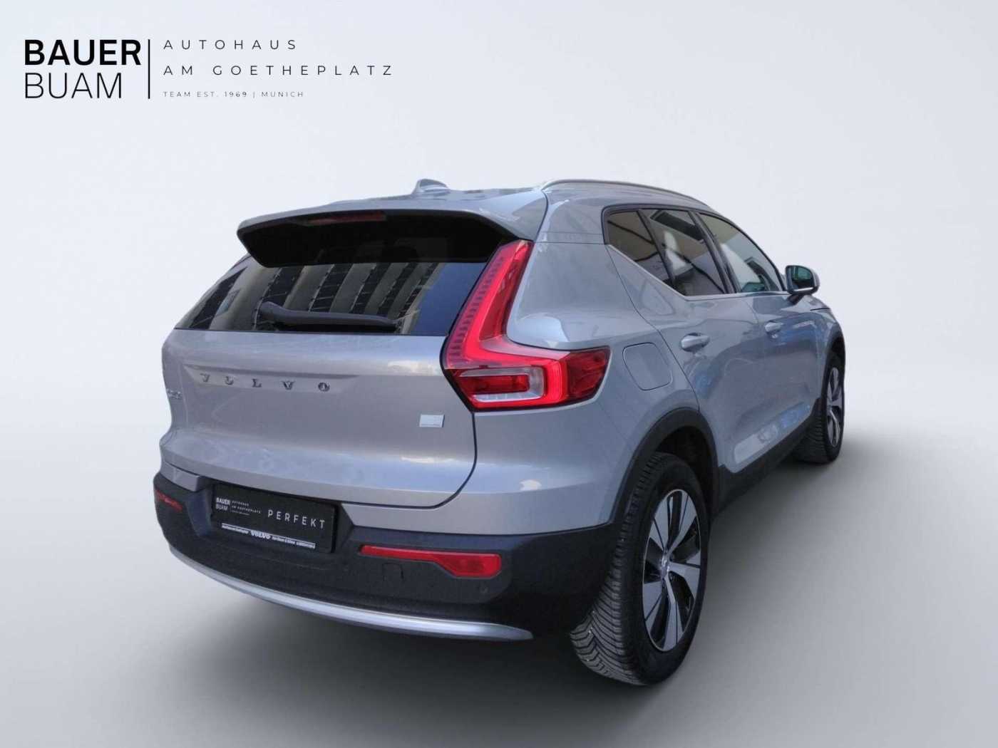 Volvo  Plus Bright Recharge Plug-In Hybrid 2WD