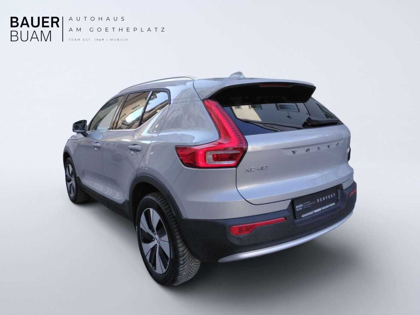 Volvo  Plus Bright Recharge Plug-In Hybrid 2WD
