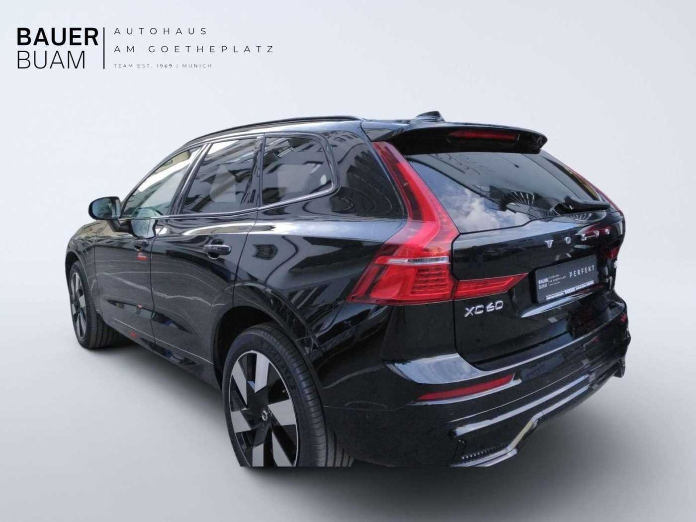 Volvo  Plus Dark Recharge Plug-In Hybrid AWD T6