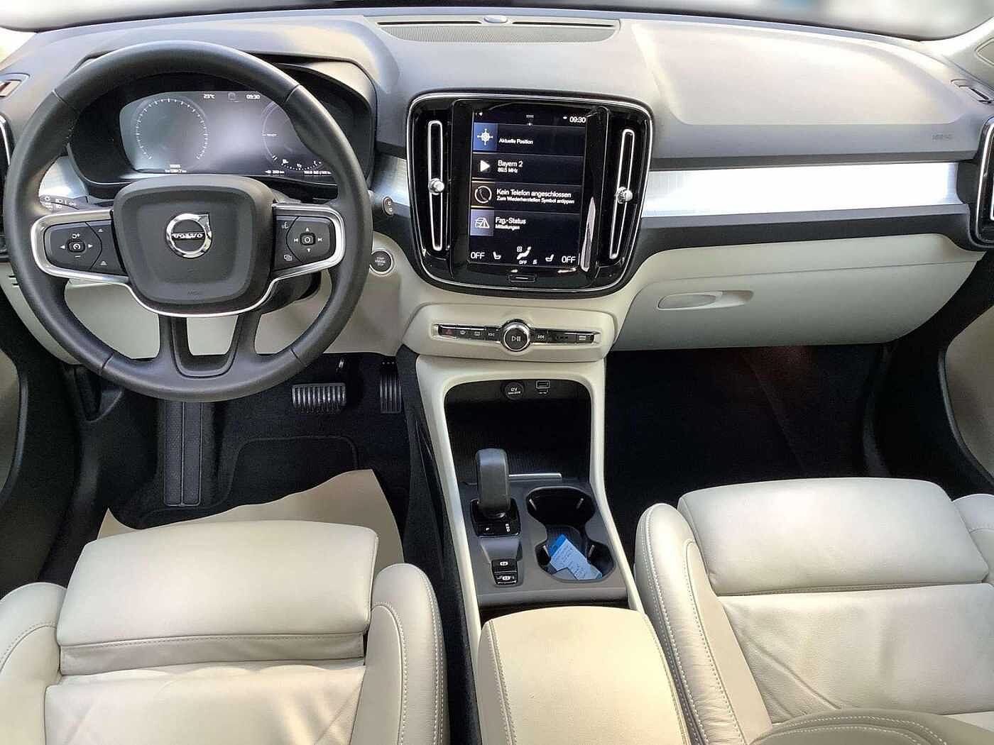 Volvo  Inscription Expression Plug-In Hybrid 2WD