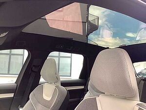 Volvo  Ultra Performance Pure Electric AWD