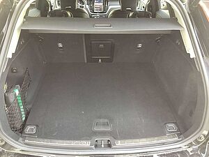 Volvo  Plus Dark Diesel 2WD