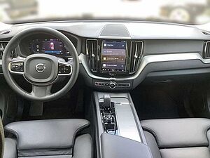 Volvo  Plus Dark Diesel 2WD