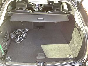 Volvo  T6 AWD Plug In Hybrid Plus Dark