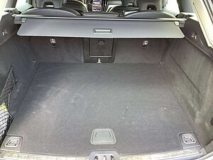 Volvo  Plus Dark Diesel AWD