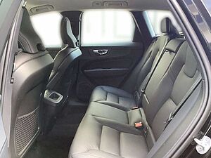 Volvo  Plus Dark Diesel AWD