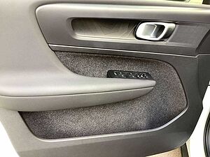Volvo  Plus Pure Electric 2WD