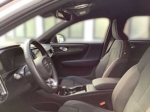 Volvo  Plus Pure Electric 2WD