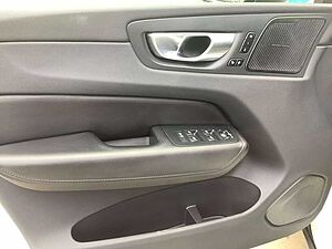 Volvo  Plus Dark Diesel AWD