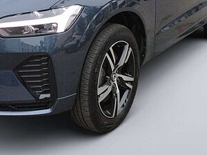 Volvo  R Design Recharge Plug-In Hybrid AWD