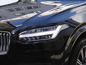 Volvo  Plus Bright AWD