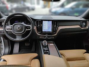 Volvo  Inscription AWD