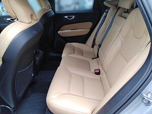 Volvo  Inscription AWD
