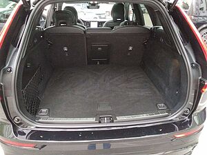 Volvo  Plus Dark T8 Recharge Plug-In Hybrid AWD
