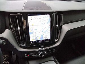Volvo  Plus Dark T8 Recharge Plug-In Hybrid AWD