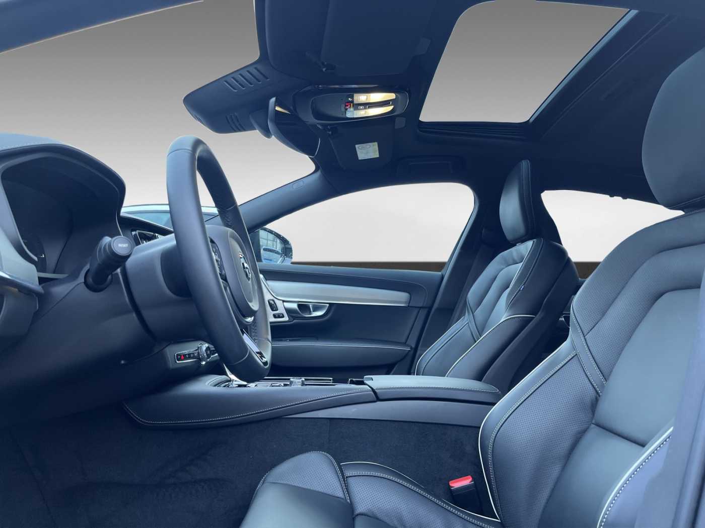 Volvo  T8 AWD Ultimate Dark
