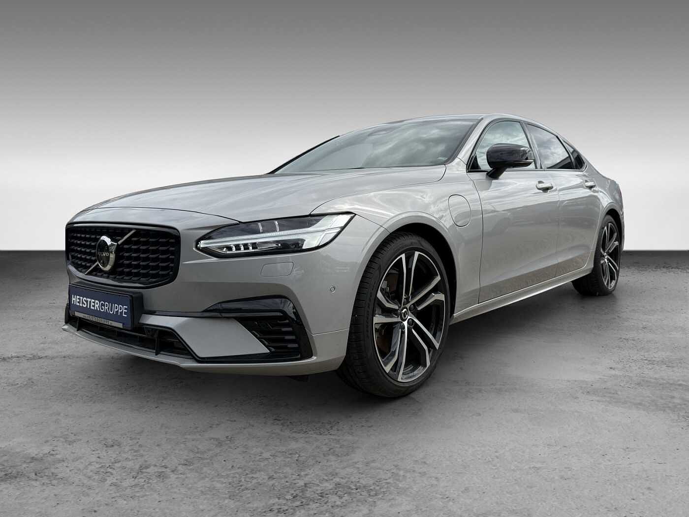 Volvo  T8 AWD Ultimate Dark