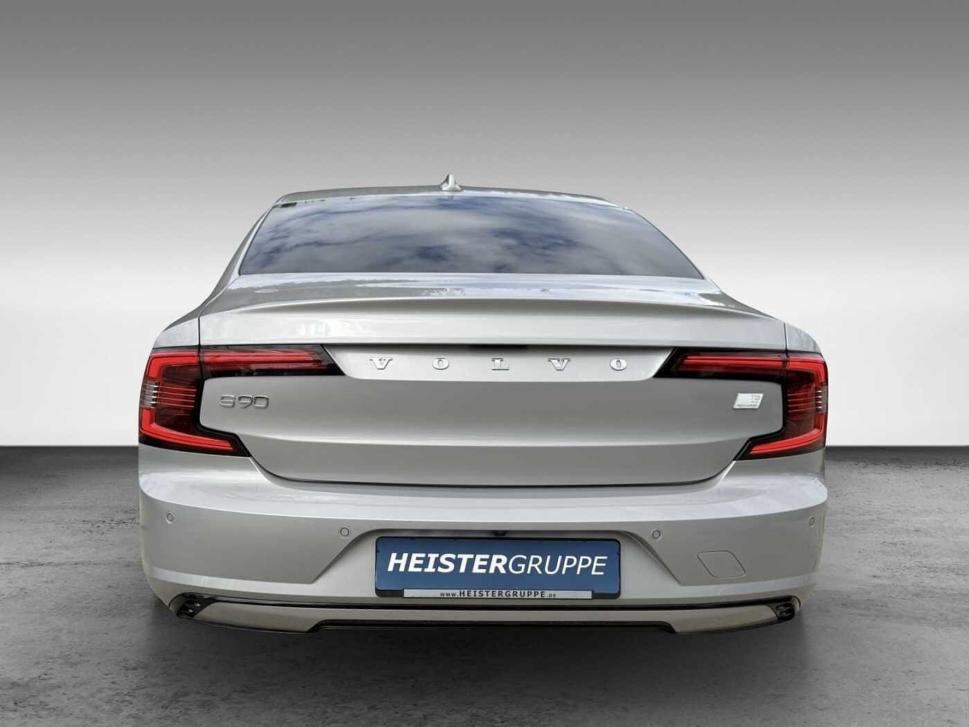 Volvo  T8 AWD Ultimate Dark