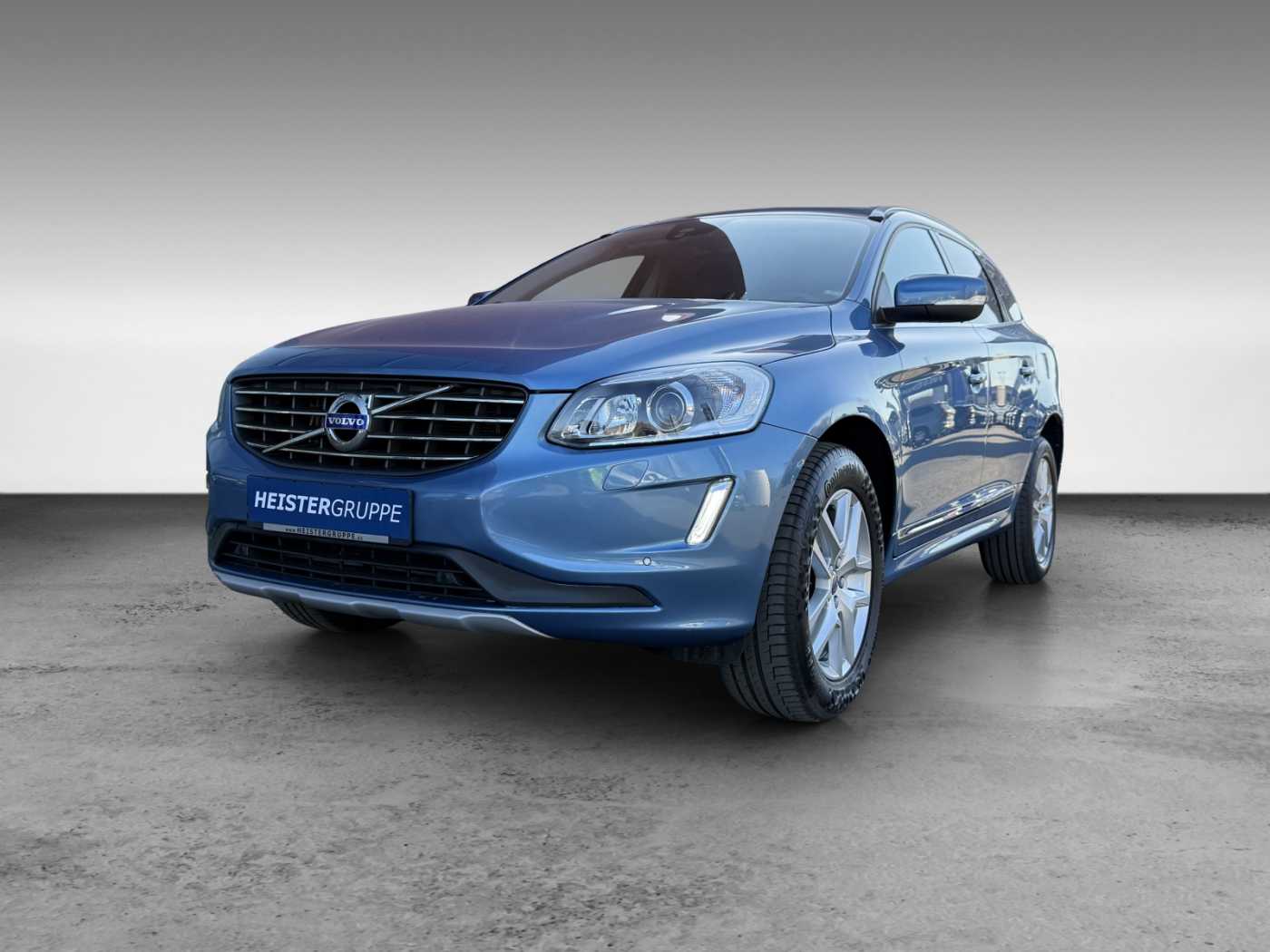 Volvo  D4 Summum FWD +AHK+ SENSUS + NAVI