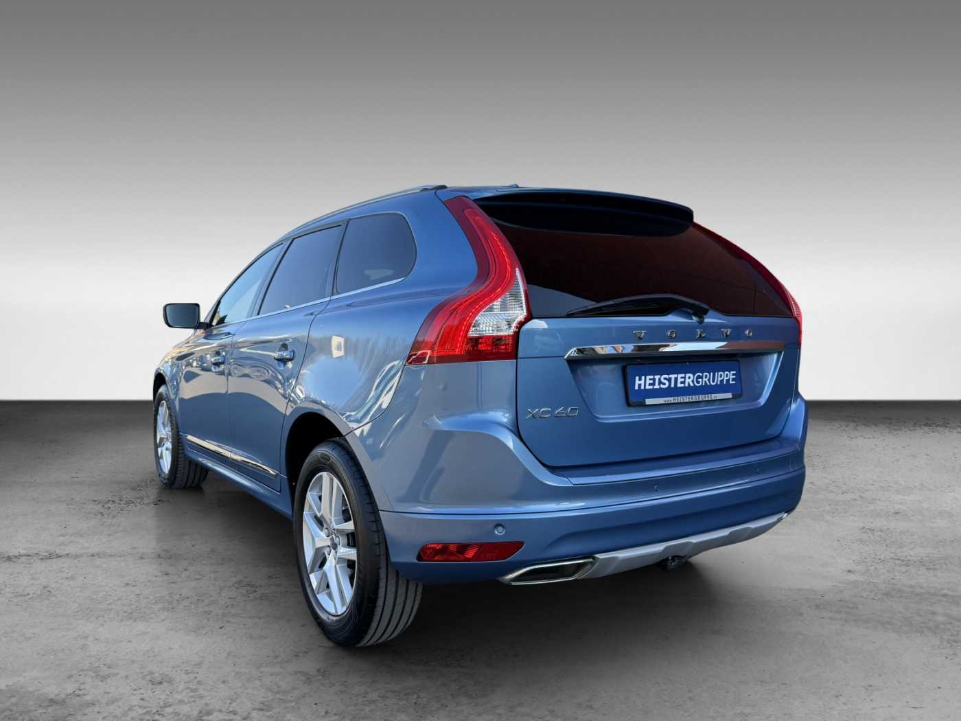Volvo  D4 Summum FWD +AHK+ SENSUS + NAVI