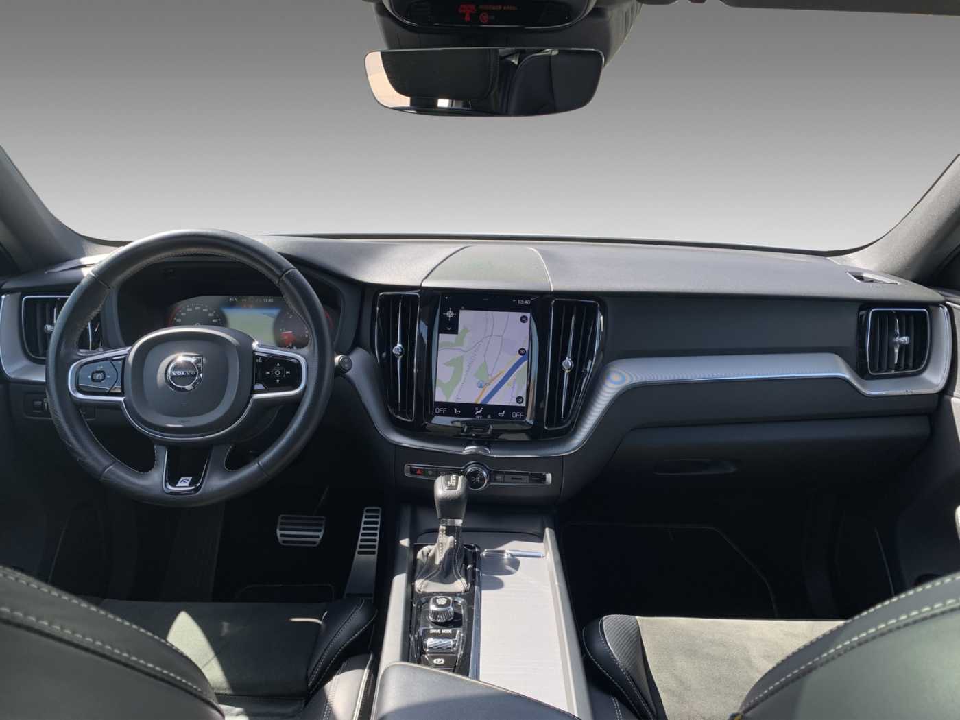 Volvo  D5 R-Design AWD Geartronic