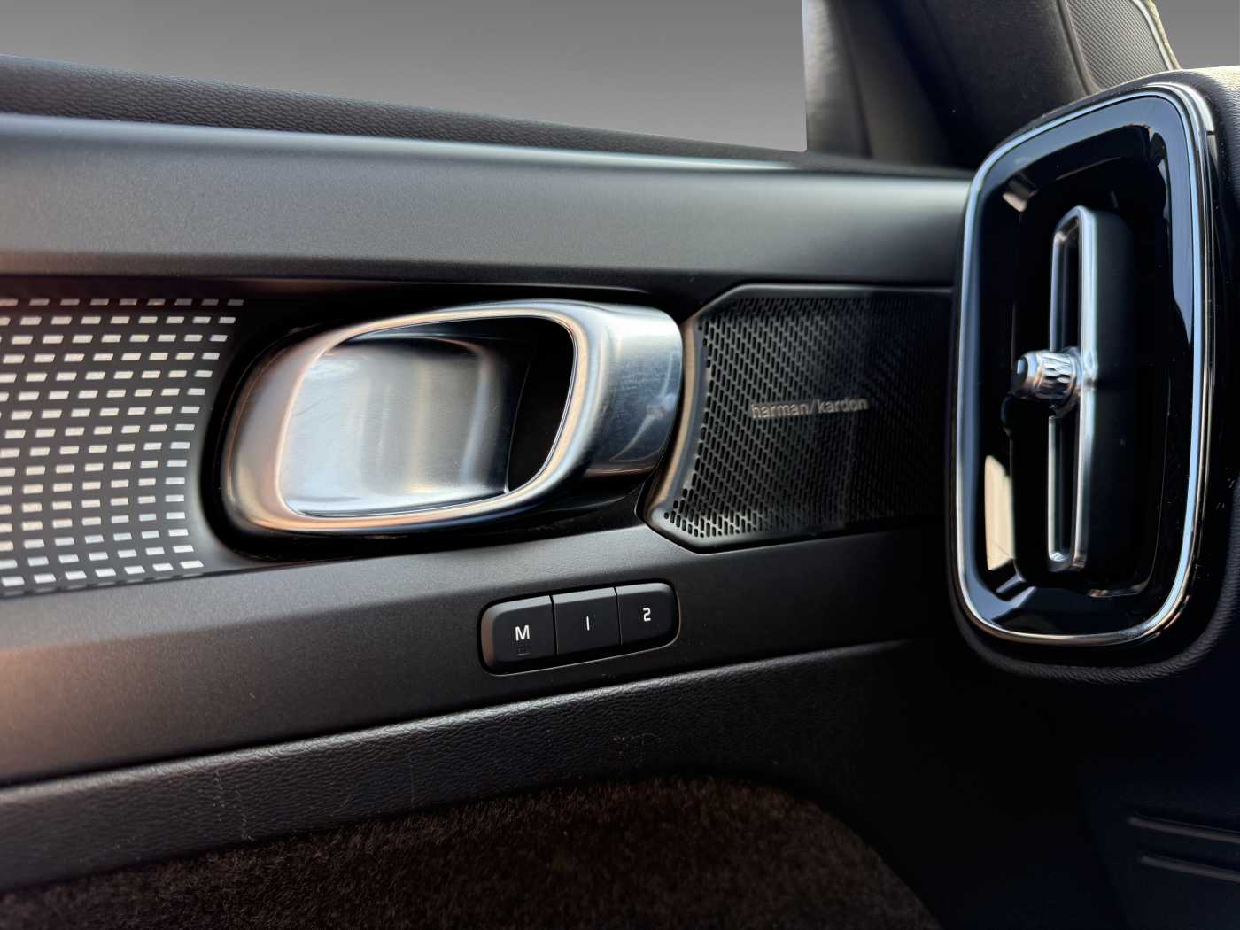 Volvo  Pro+Pilot+Harman