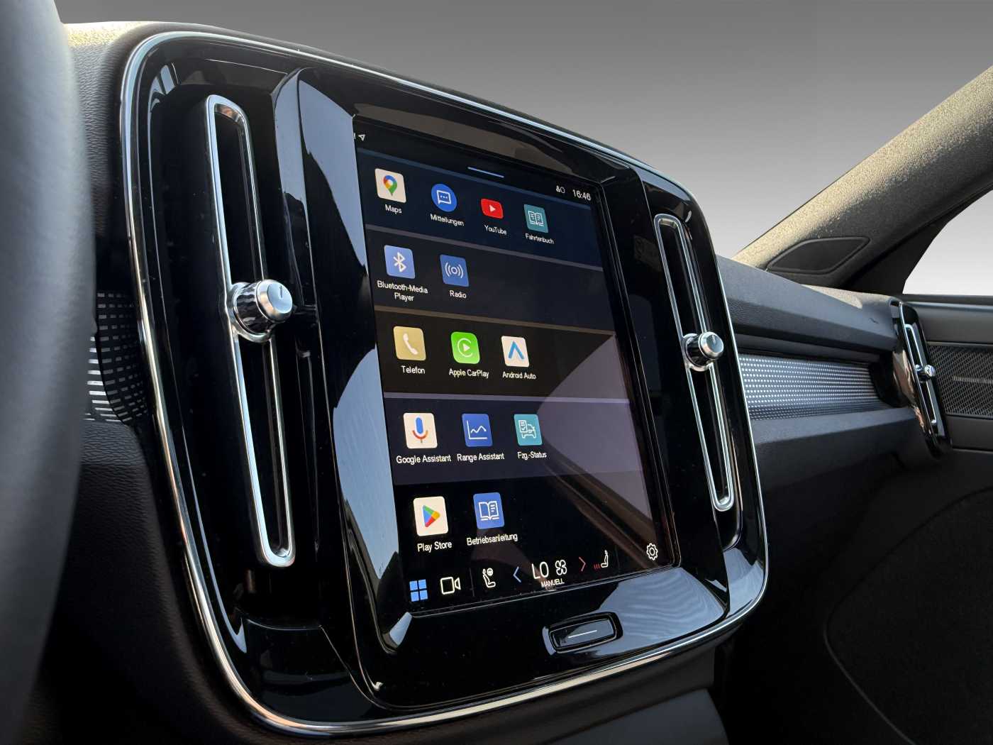 Volvo  Pro+Pilot+Harman