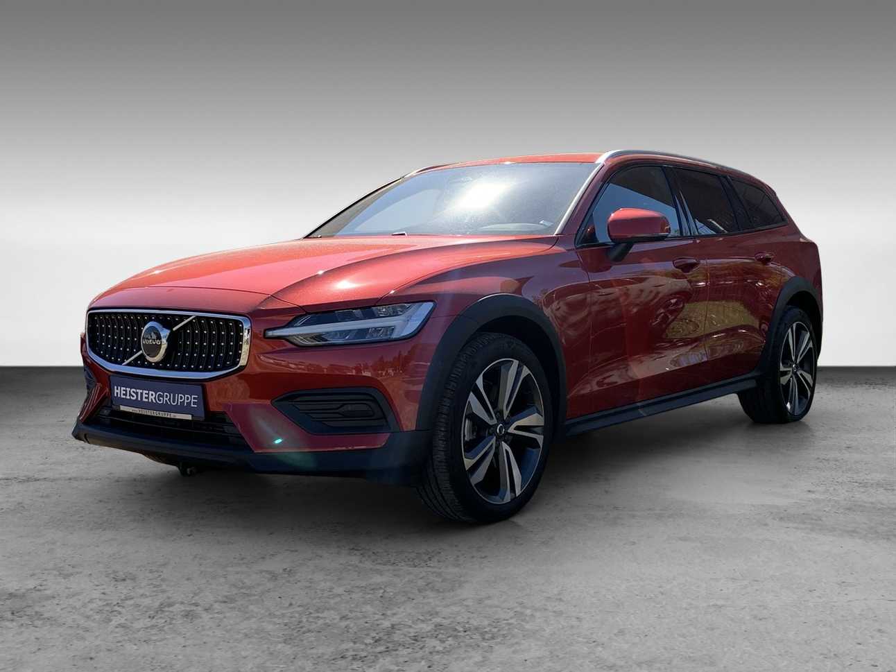Volvo  B4 D AWD Plus+Harman+Google