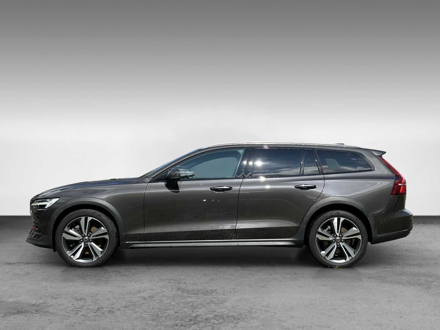 Volvo  B5 Plus AWD+HK+Pilot+BLIS