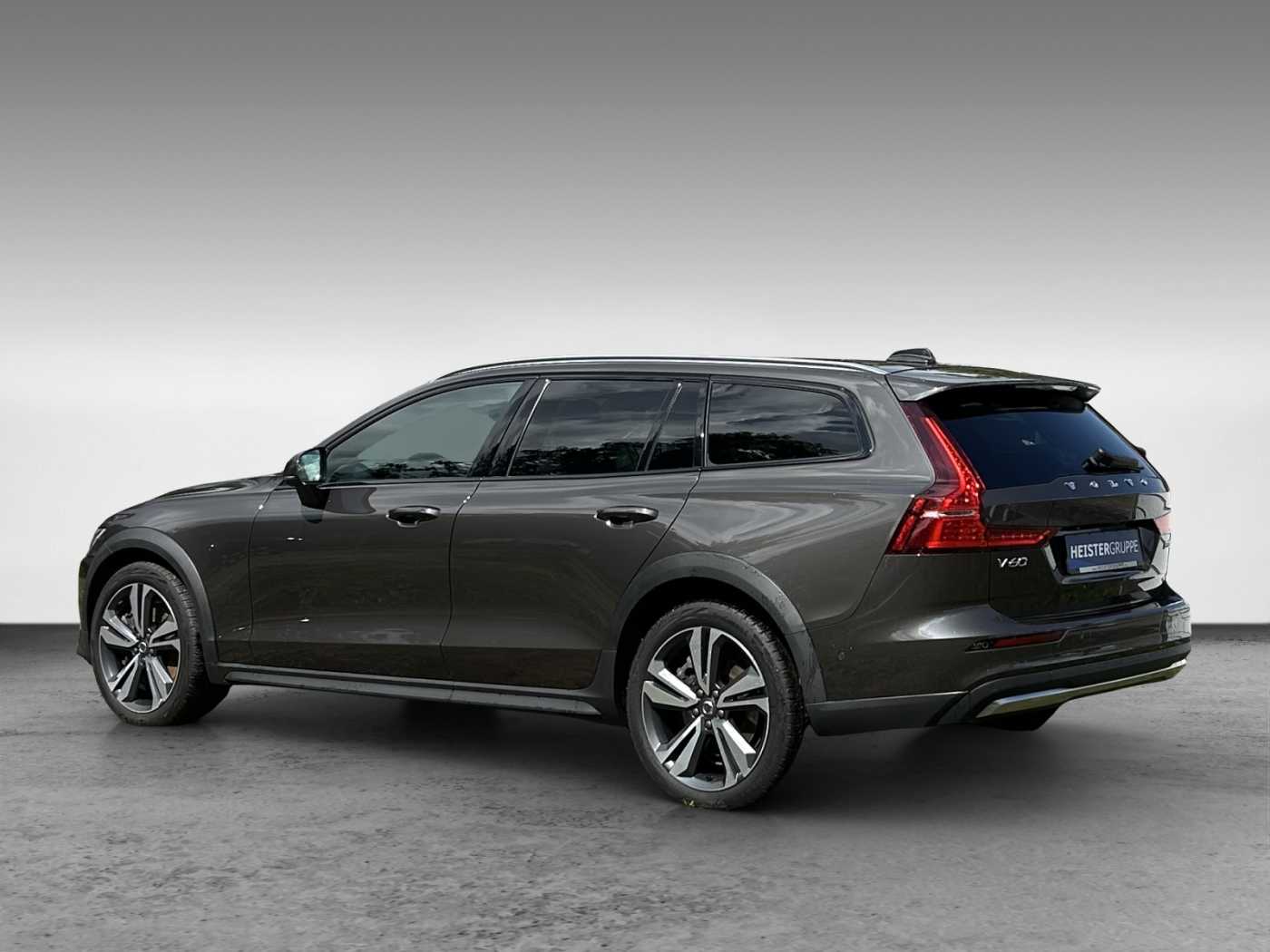 Volvo  B5 Plus AWD+HK+Pilot+BLIS