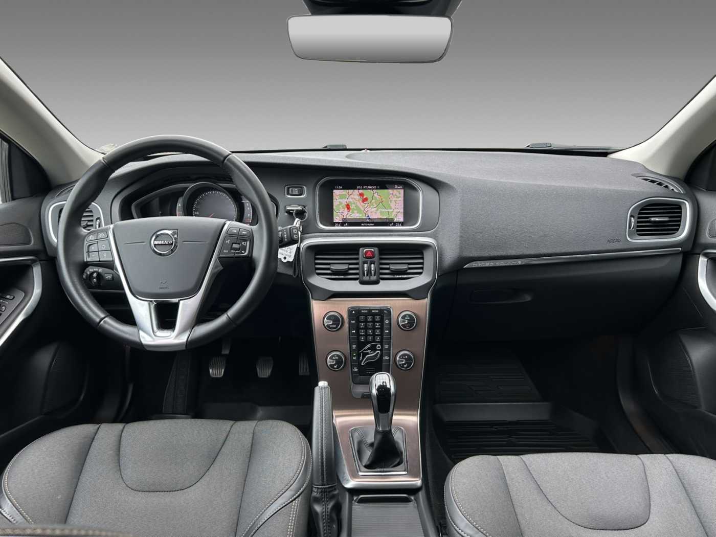 Volvo  T3 Plus, PDC+WINTER PAKET+LED