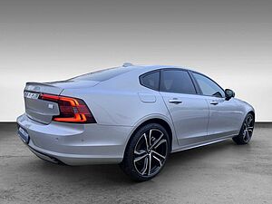 Volvo  T8 AWD Ultimate Dark