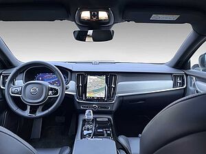 Volvo  T8 AWD Ultimate Dark