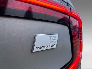 Volvo  T8 AWD Ultimate Dark